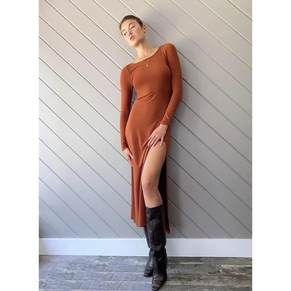 EUC Aritzia Wilfred Neptune Stretch Jersey Long Sleeves Slit Bodycon Maxi  Dress - Picture 7 of 10